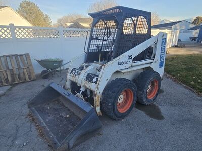 753 Bobcat skid loader