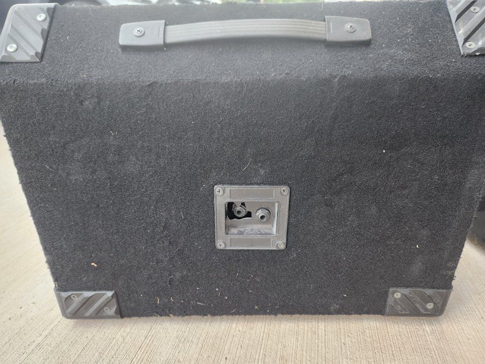 Main image 6