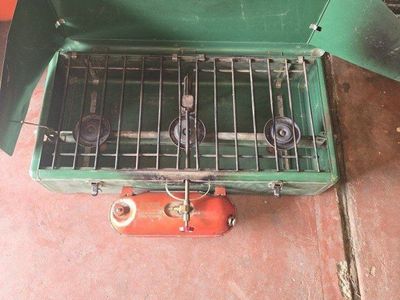 Coleman 426b three burner stove