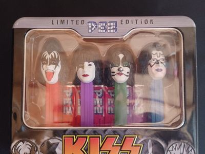 KISS PEZ SET