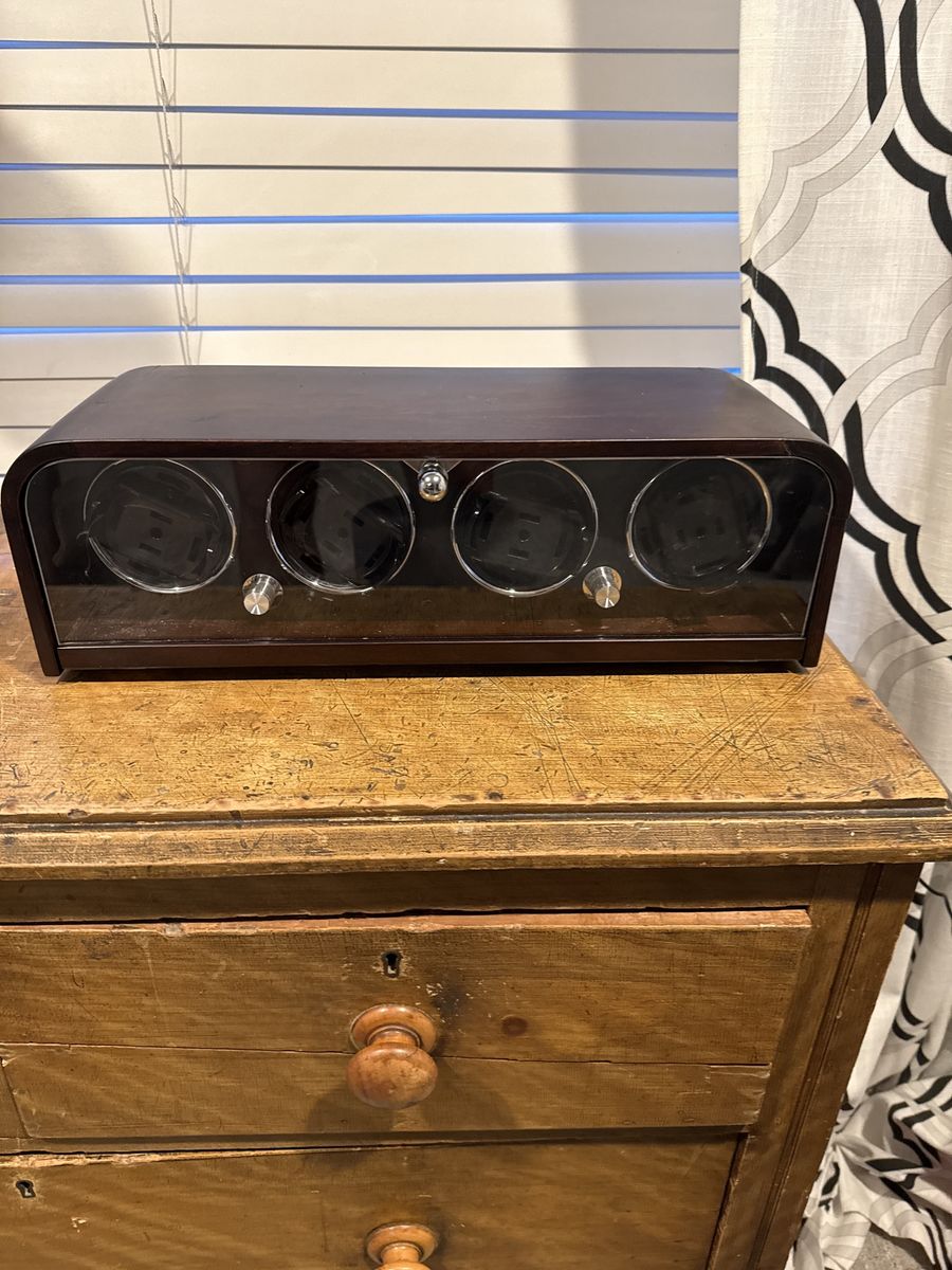 Watch winder