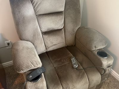 Power lift assist recliner