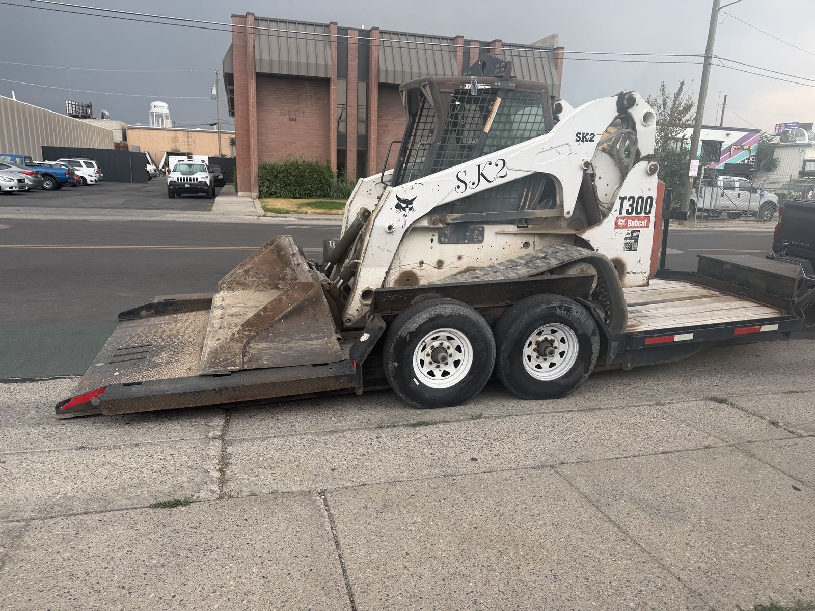 2016 utility hydraulic drop deck trailer