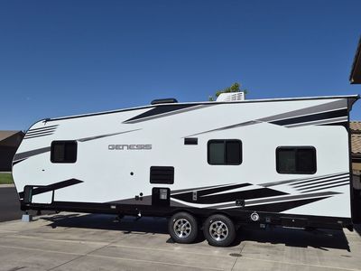 2022 Genesis Supreme Toy Hauler Trailer, Model 2414 - Arctic Package