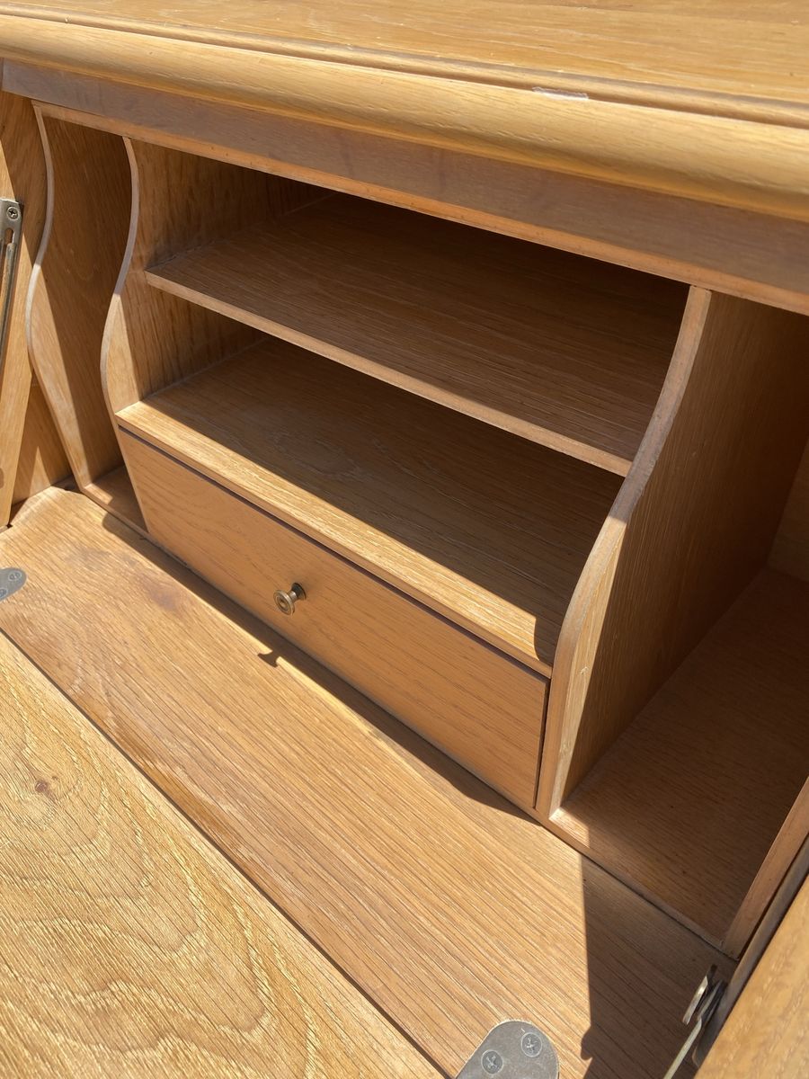 Main image 7