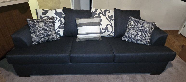 excellent condition!! sooo comfortable !!!