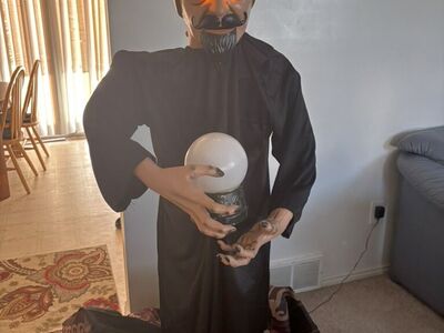 Halloween Decor Zultan All Seeing All Knowing