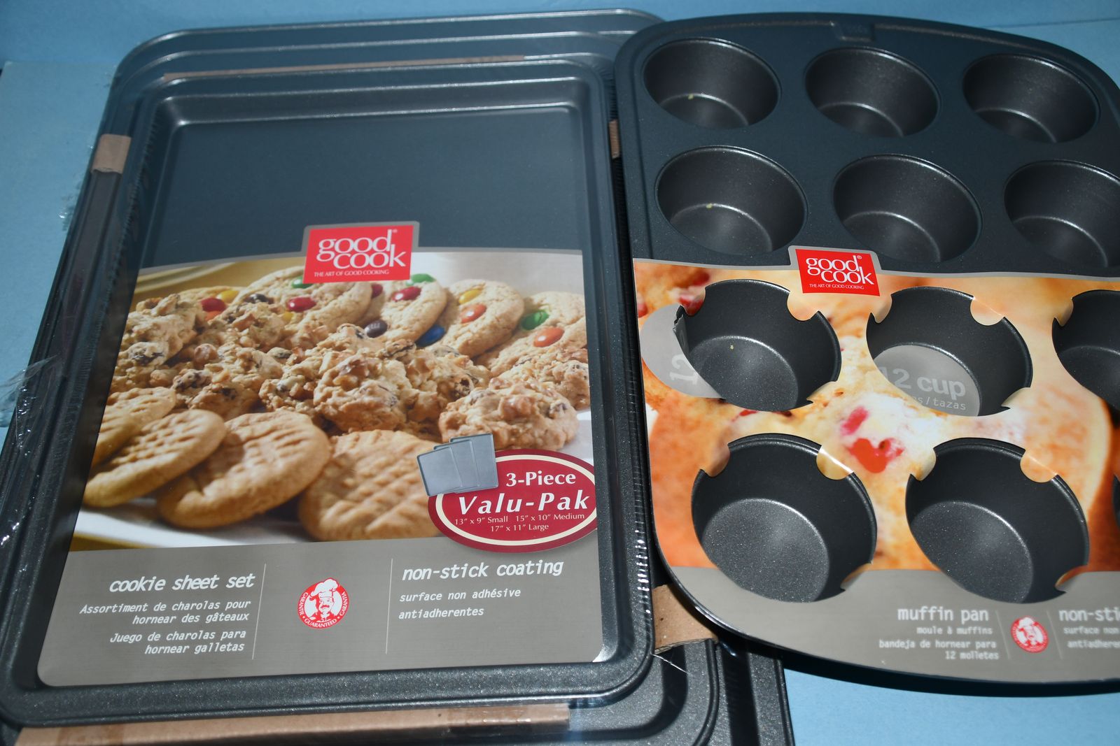 3 NEW NON STICK COOKIE SHEETS + 1 NEW NON STICK MUFFIN PAN ~ GOOD COOK ~ NICE!