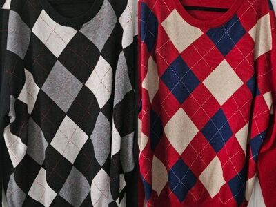 4XL Men's Argyle Crewneck Sweater