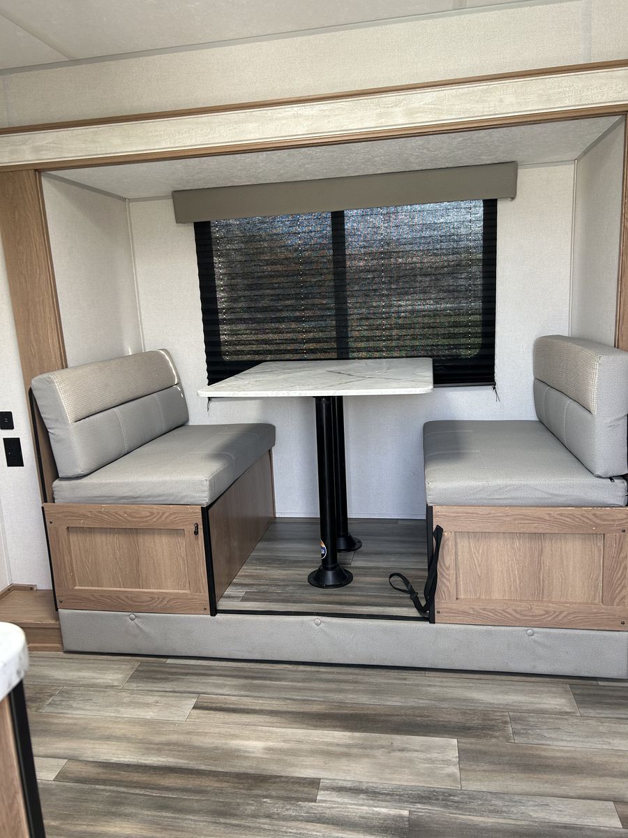 2022 Primetime Advenger 17BHS