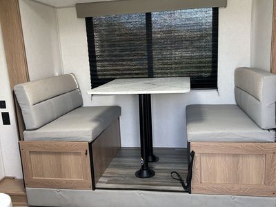 2022 Primetime Advenger 17BHS