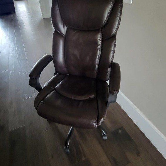 Computer chair
