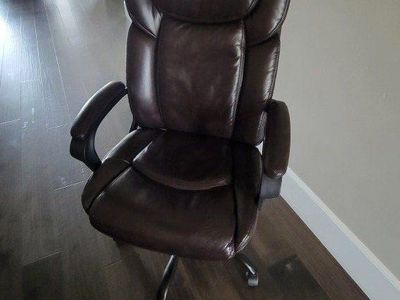 Computer chair