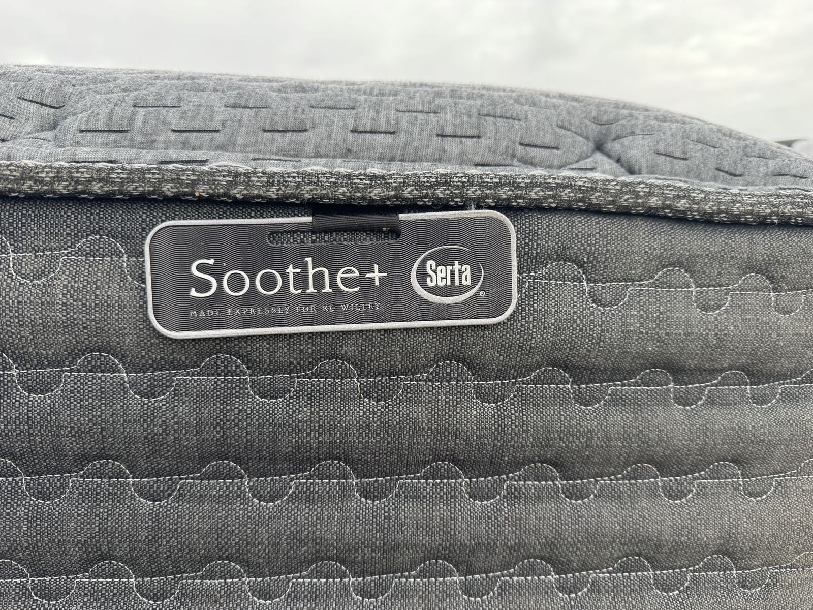 Serta Soothe Plus King size mattress
