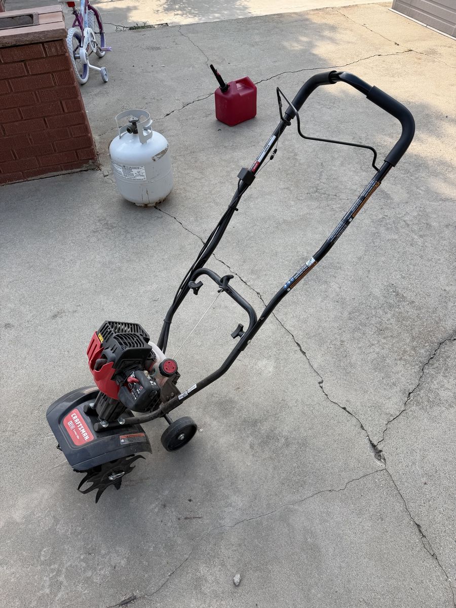 Craftsman 970 Tiller/Cultivator - Gas Powered Garden Tool