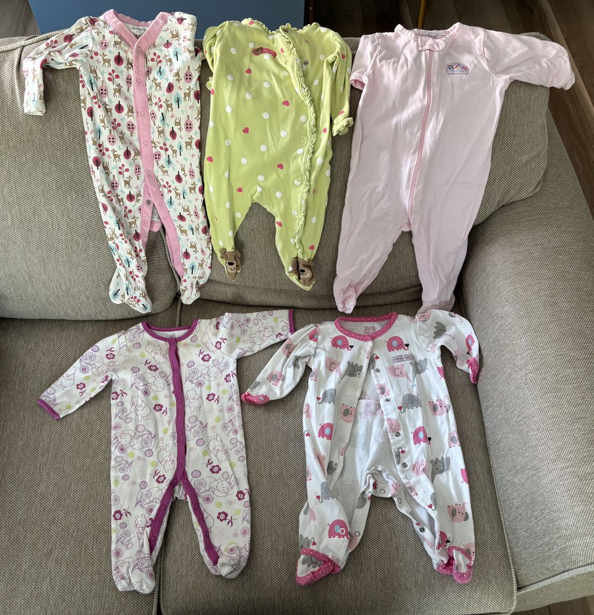 Baby girl clotgs