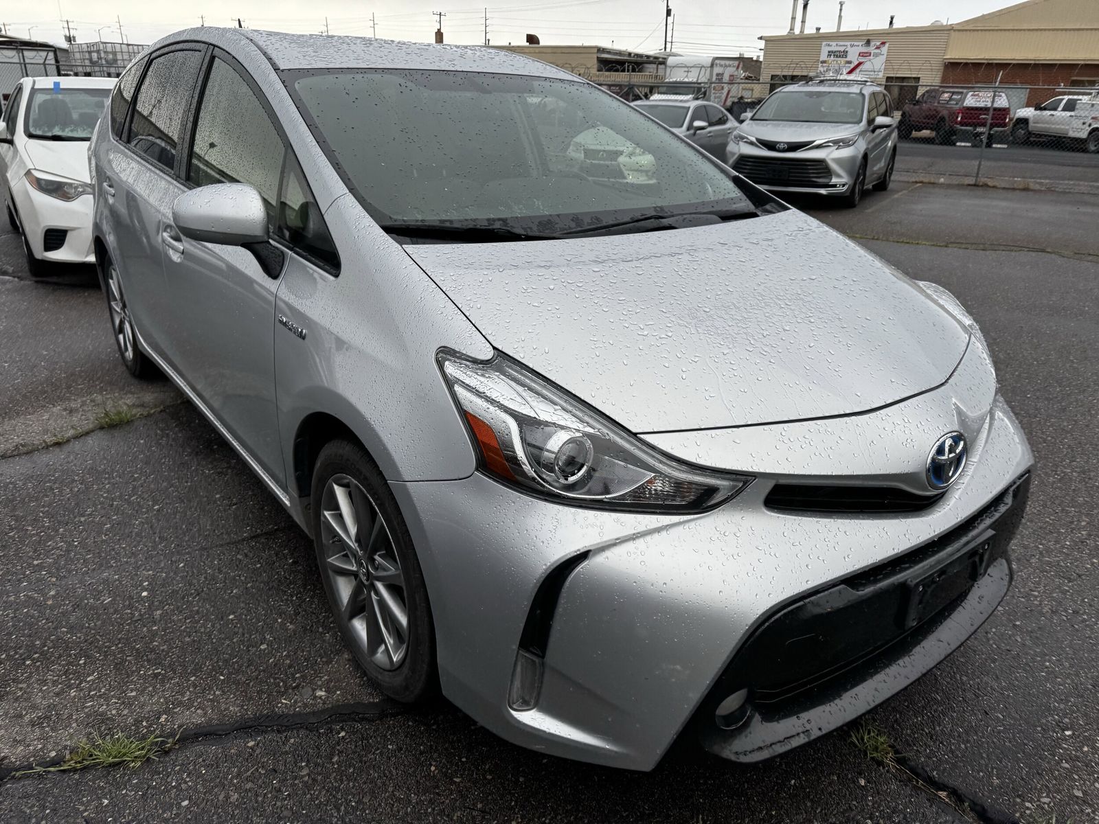 2017 Toyota Prius V Five