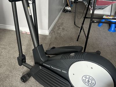 Gold's Gym Stride Trainer 380