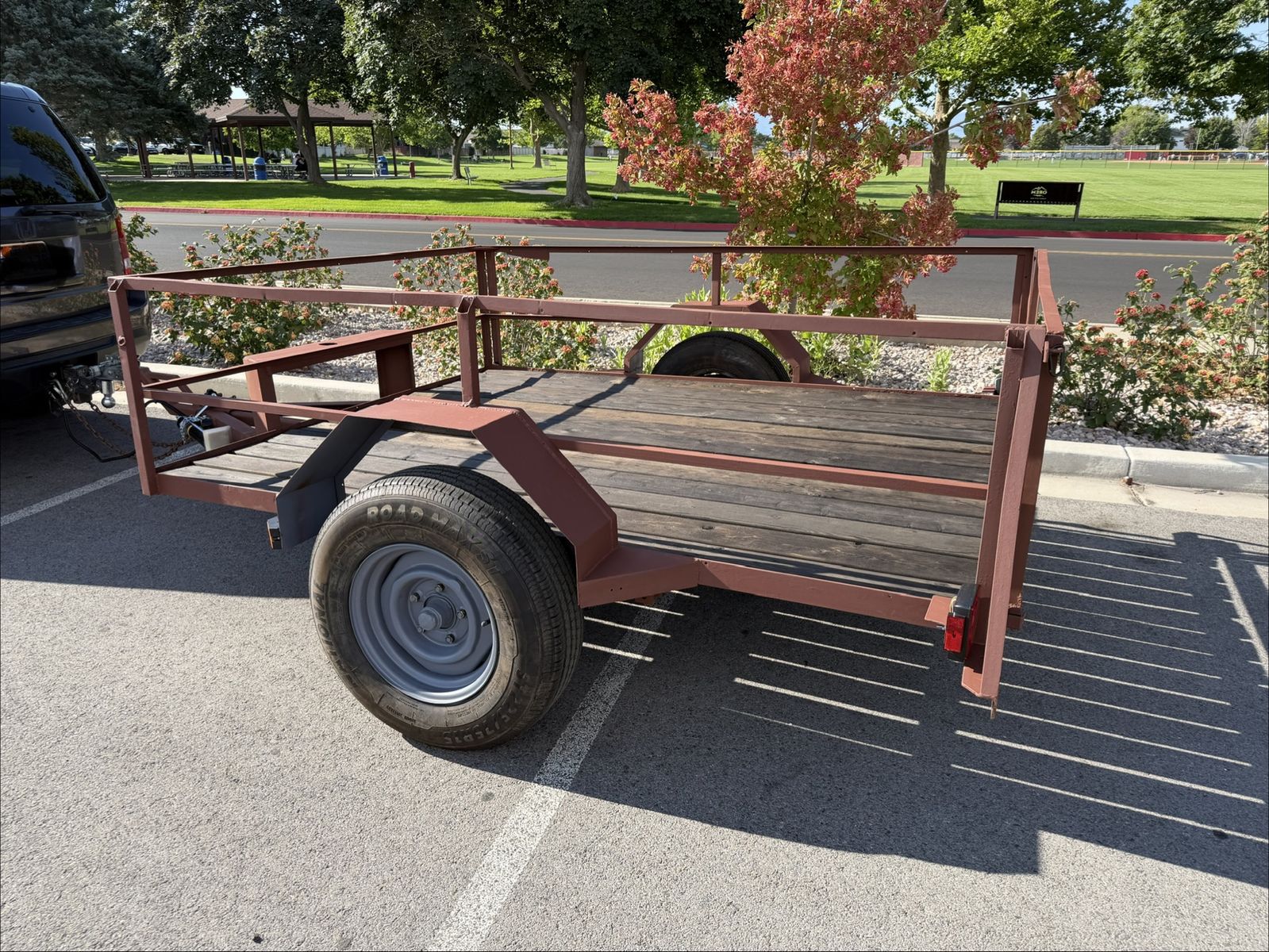 6x8 Utility Trailer – Fresh Paint, New Lights & Wiring, Tall Sides