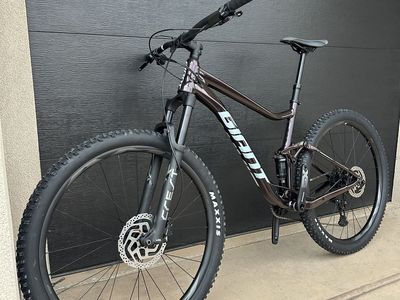 Giant Stance 29 Full Suspension Mountain Bike - Latge - Excellent Condition