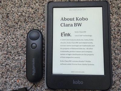 Kobo Clara BW with Accessories