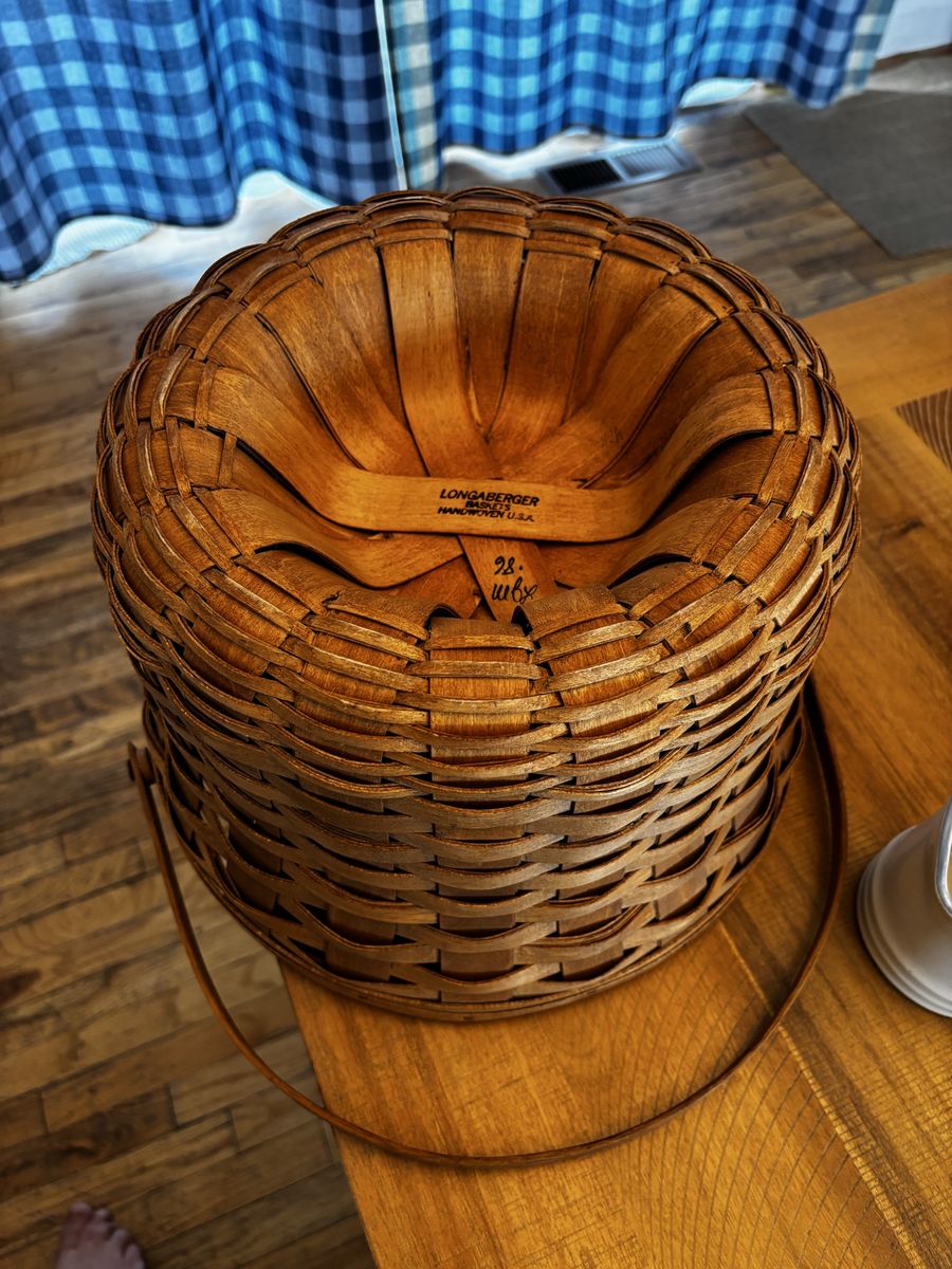 Main image 3