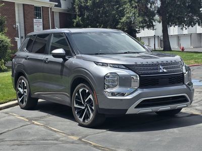2023 Mitsubishi Outlander SE