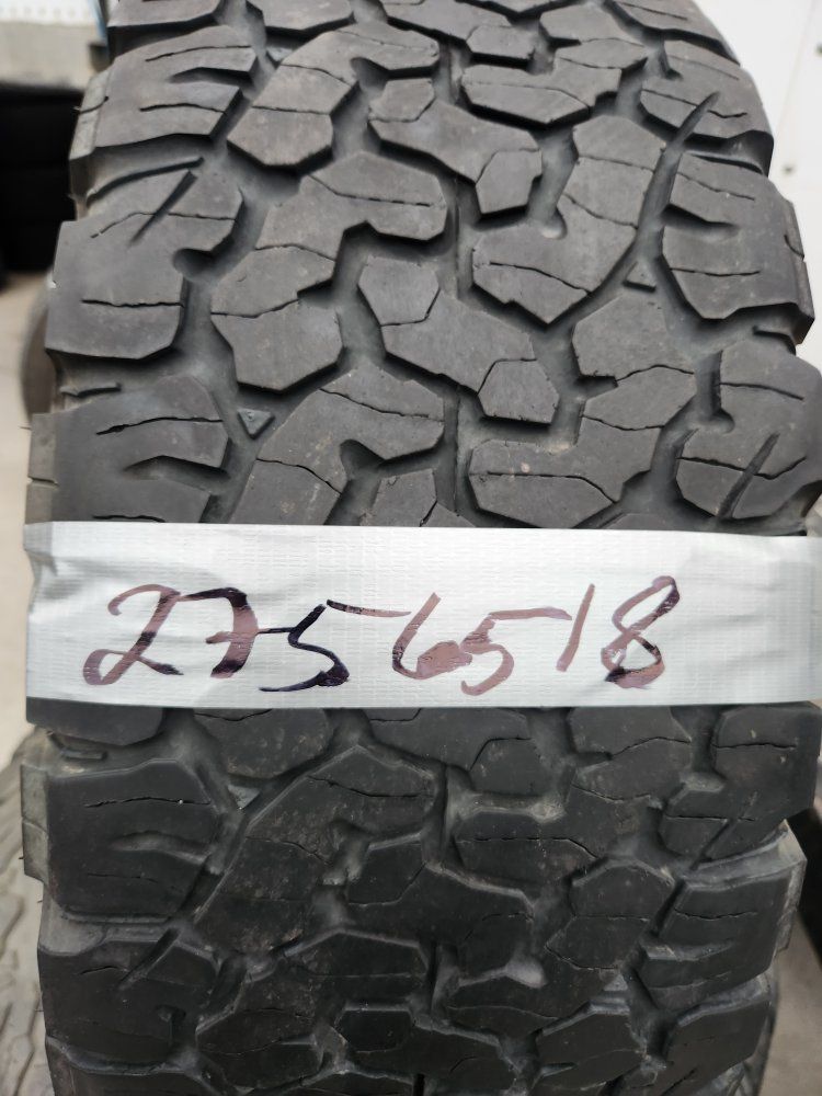 275/65r18 bfgoodrich Ko2 all terrain ta 