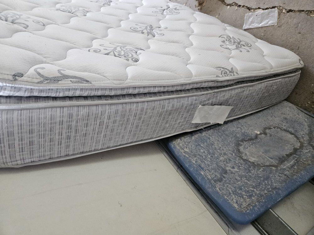 queen mattress
