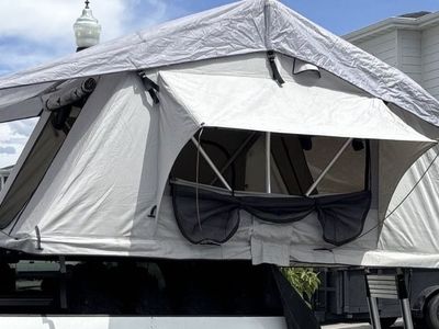 OOR Rooftop Tent w/ Annex 3-4 person