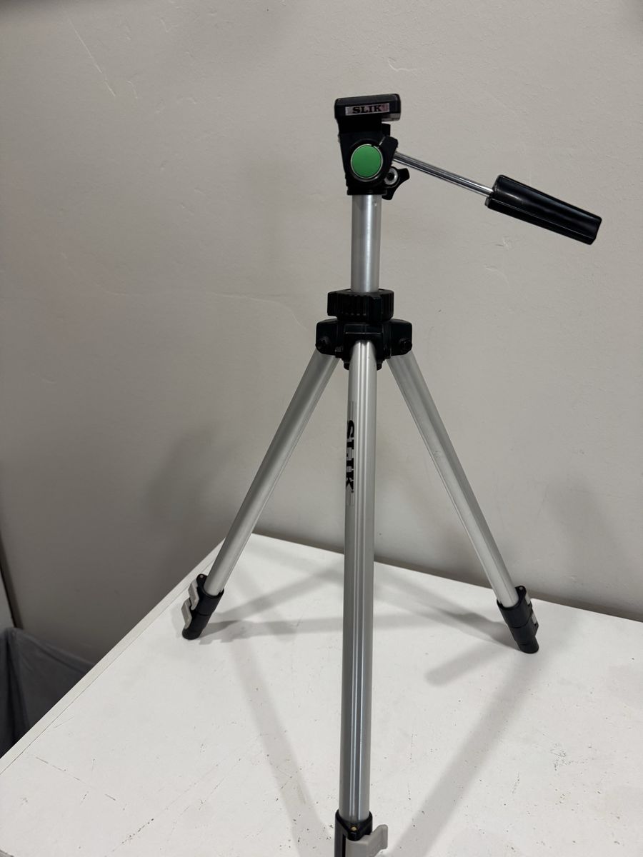Slik Insta-Lok 500G-B Aluminum Camera Tripod with Pan/Tilt Headsl