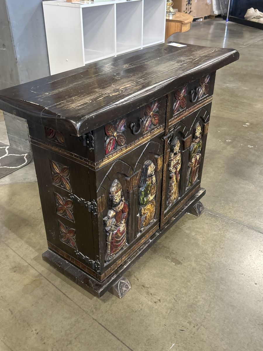 Main image 2