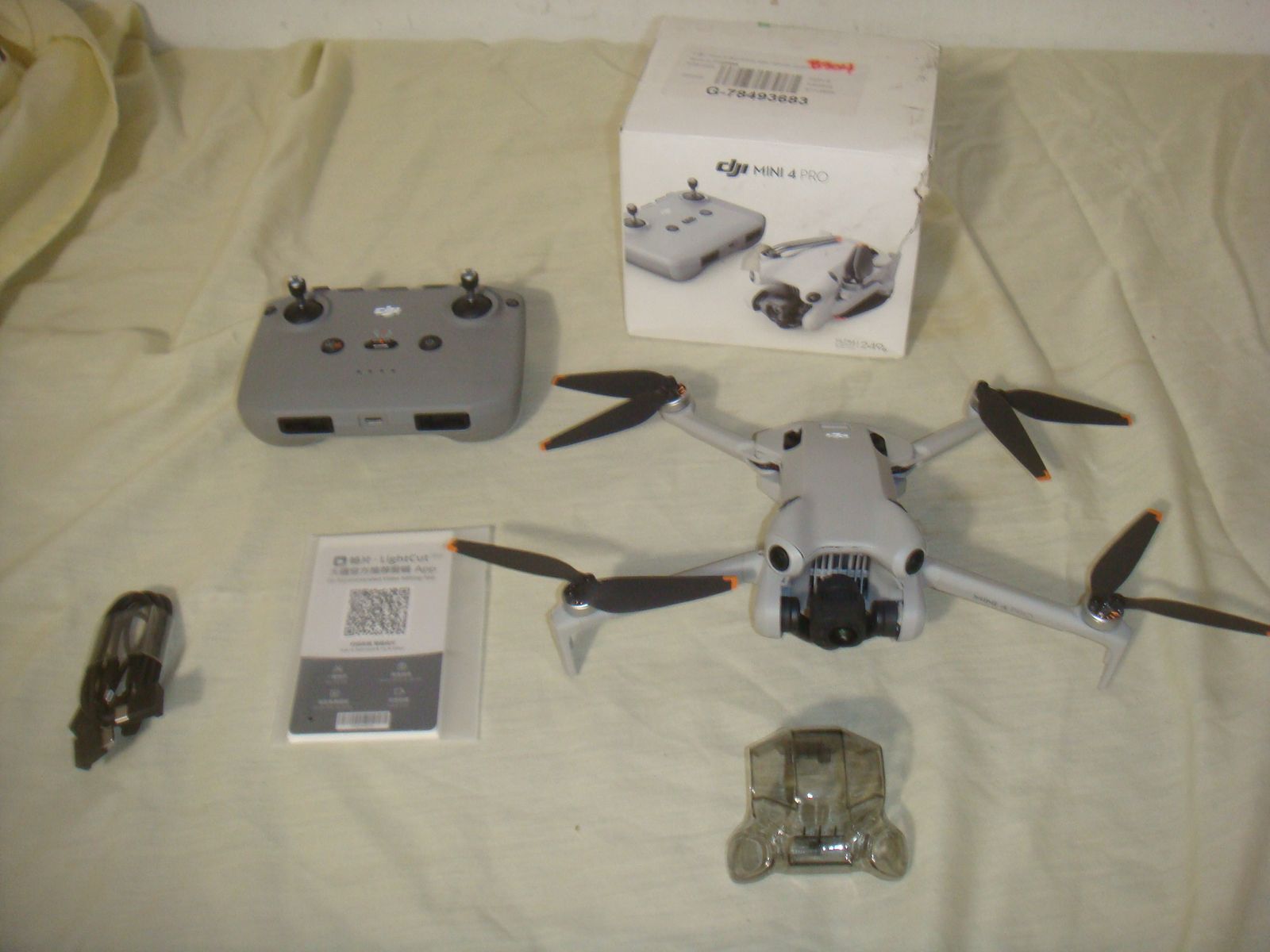 DJI MINI 4 PRO CAMERA DRONE WITH REMOTE & BATTERY (L214) FOR PARTS - READ!