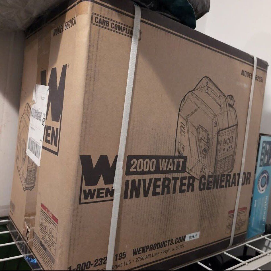 New in box Wen 2000W inverter generator 56203i