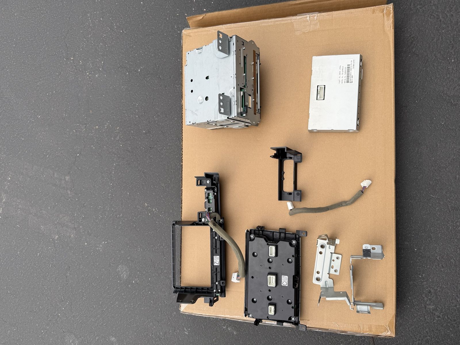 Main image 3