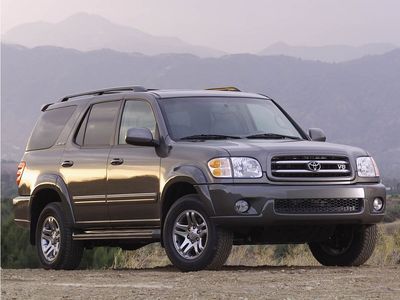 2004 Toyota Sequoia SR5
