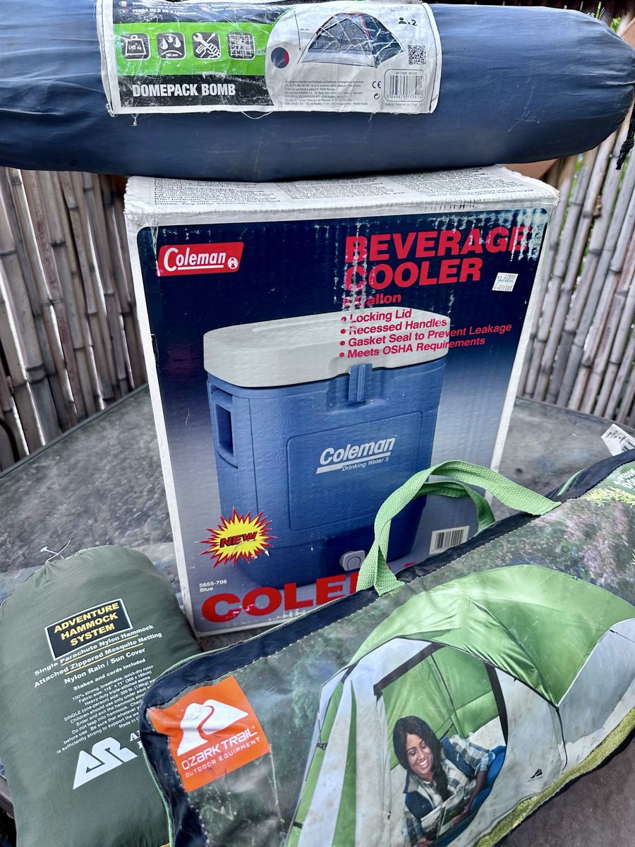 Vintage Boxed Coleman Beverage Cooler