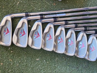 Wilson Staff Ci7 irons
