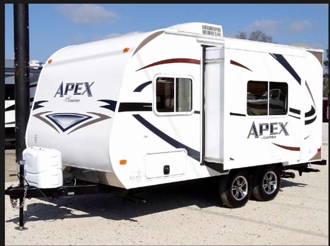 2012 COACHMAN APEX 189 FBS TRAILER CLEAN LIKE NEW
