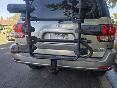 Kuat Transfer V2 - 3 Bike Rack W/Bike & Hitch Locks