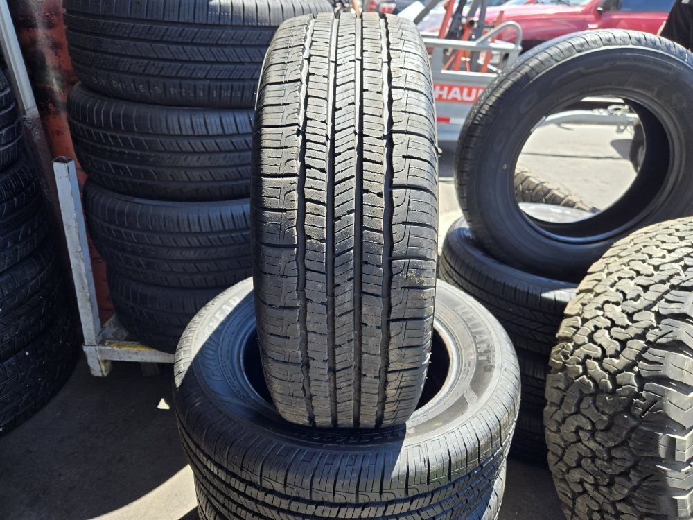 SET 215/60R16 GOODYEAR RELIANT ALL SEASON