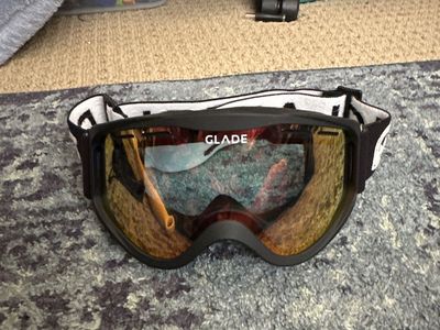 Glade kids adapt ski goggles