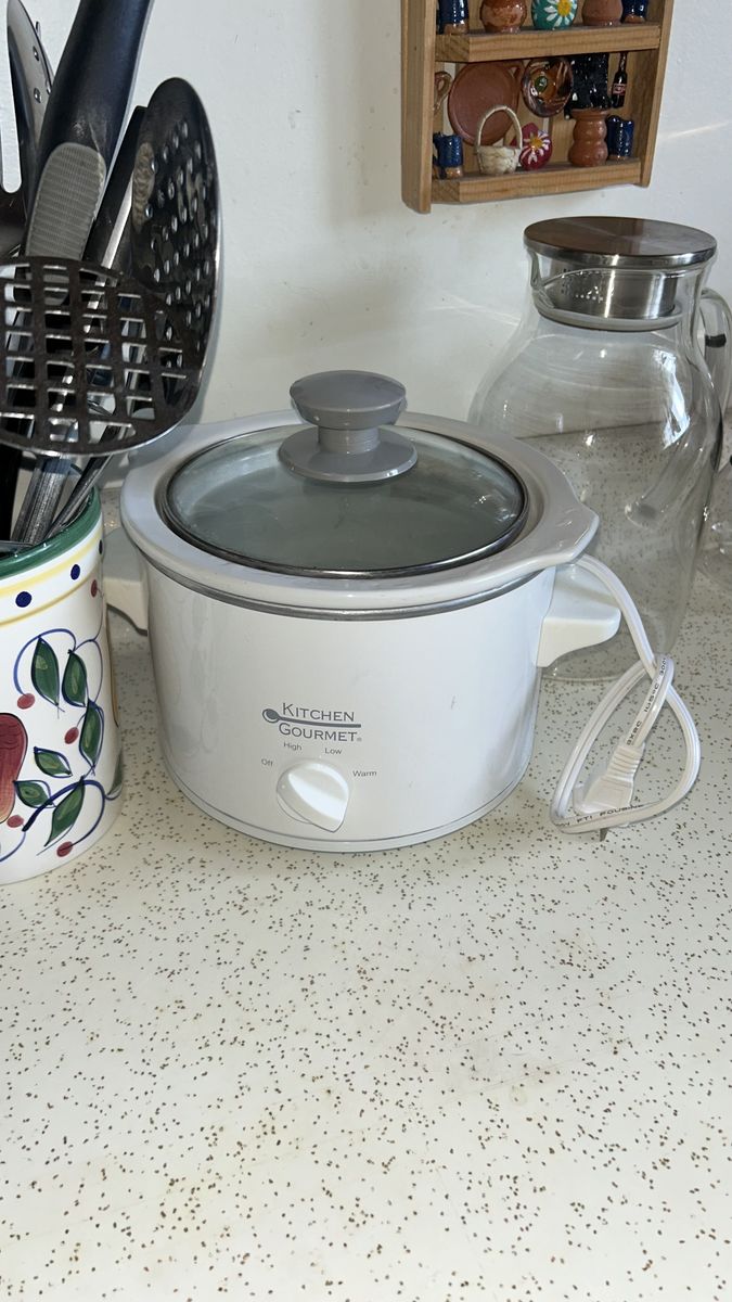 Kitchen Gourmet 1.5QT Mini Slow Cooker