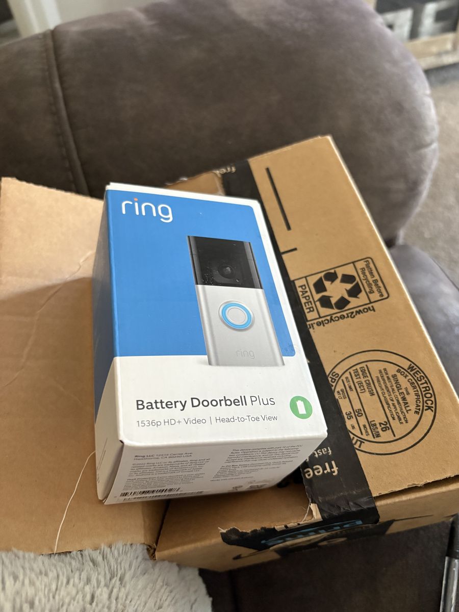 Main image 6
