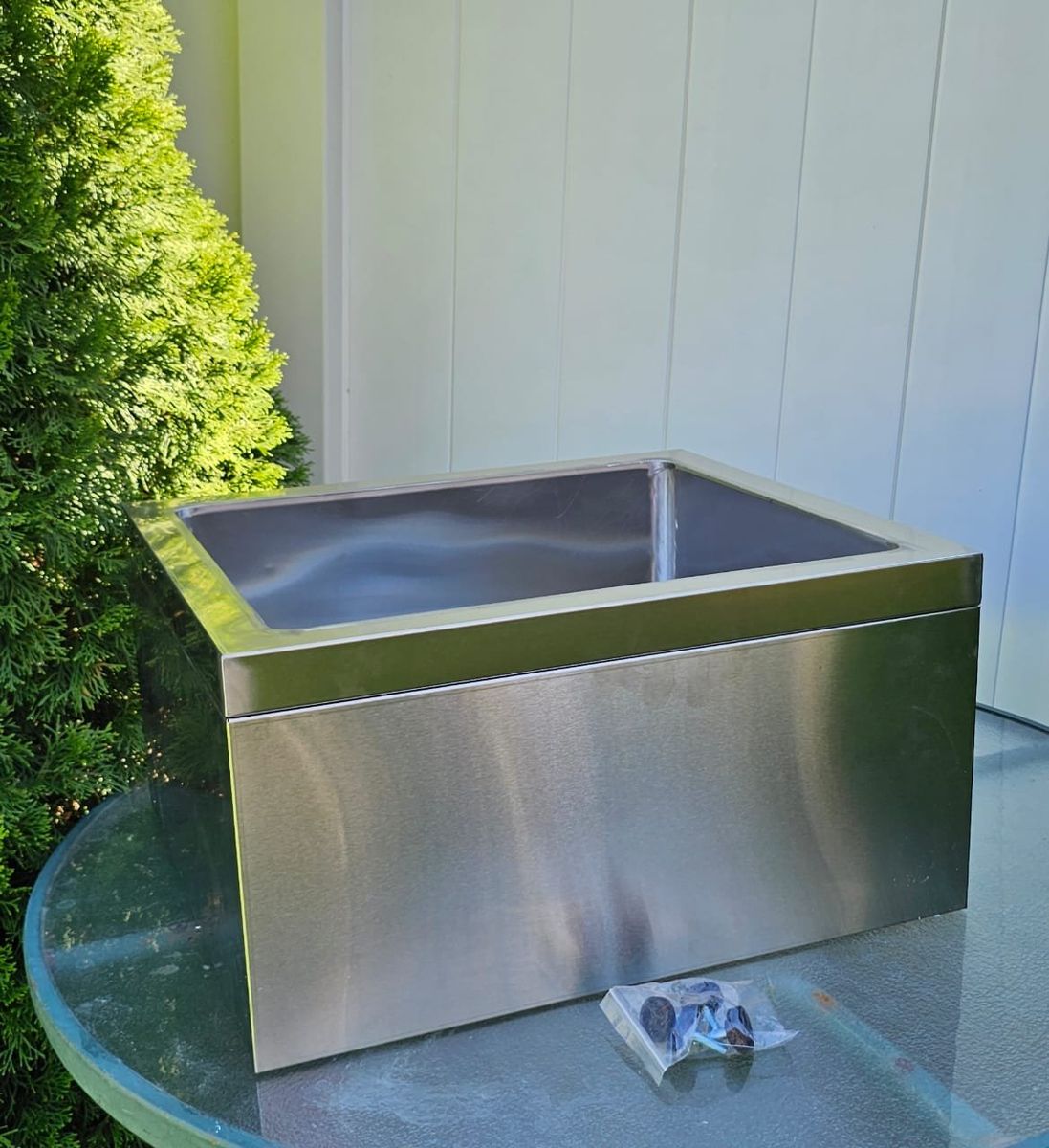 New Freestanding Stainless Steel Utility Sink – #519