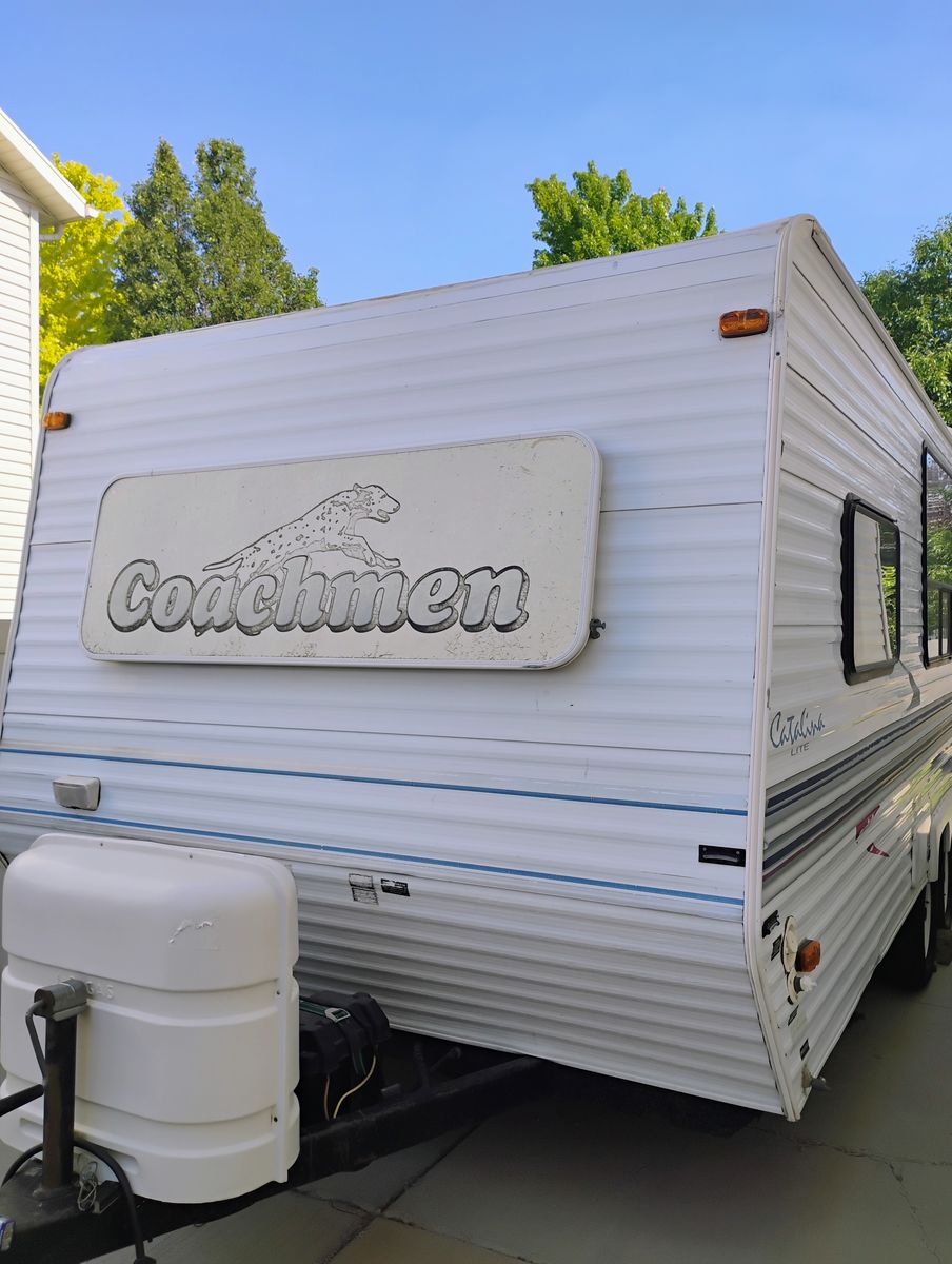 2000 coachman catalina 225QB