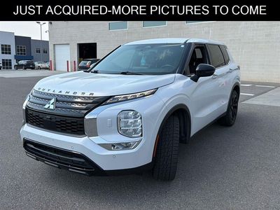 2023 Mitsubishi Outlander Black Edition