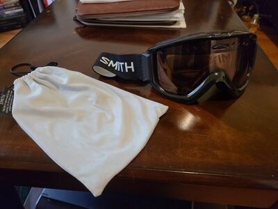 Smith Frontier Ski/Snowboard Goggles