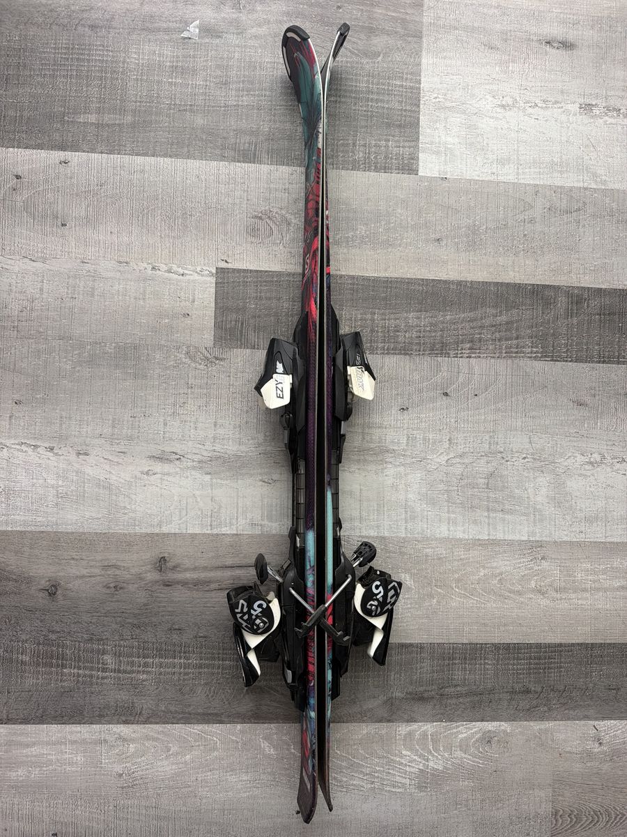 Kids Salomon 100 CM Skiis and Bindings