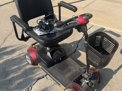 Pride GoGo Mobility Scooter 4 Wheels Electric